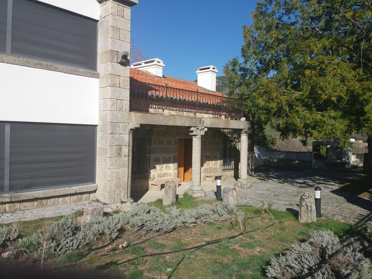 Casa Rural De Benjamin Palencia Villafranca de la Sierra Экстерьер фото