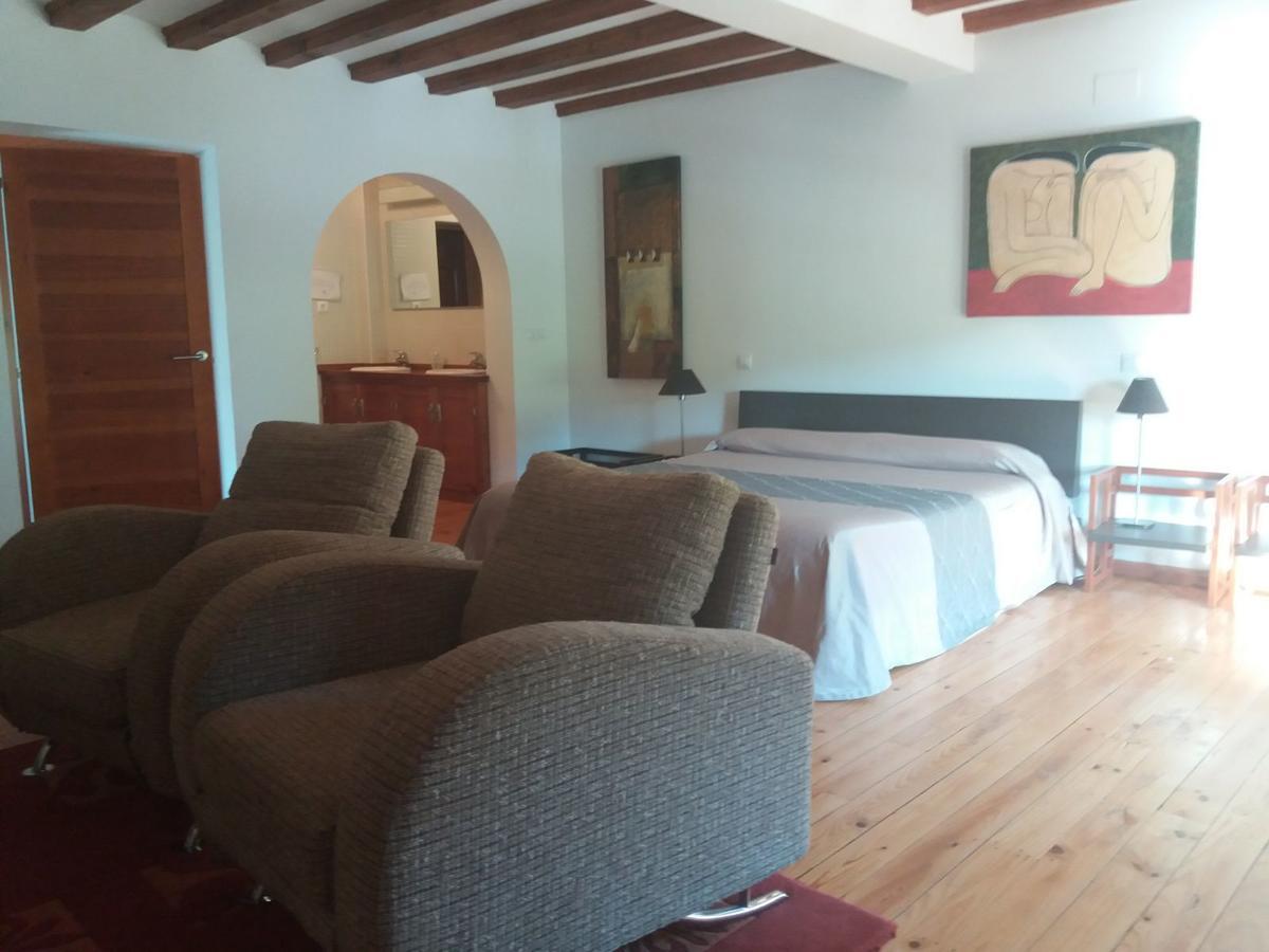 Casa Rural De Benjamin Palencia Villafranca de la Sierra Экстерьер фото